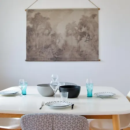 Apartamento L'emeraude, T3 Elegant Avec Vue Proche Centre Et Gare *